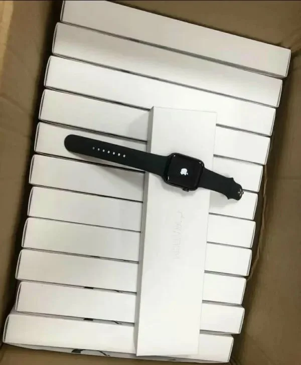 2026-01-11-00.08.43 Apple Watch Pallets - Image 1